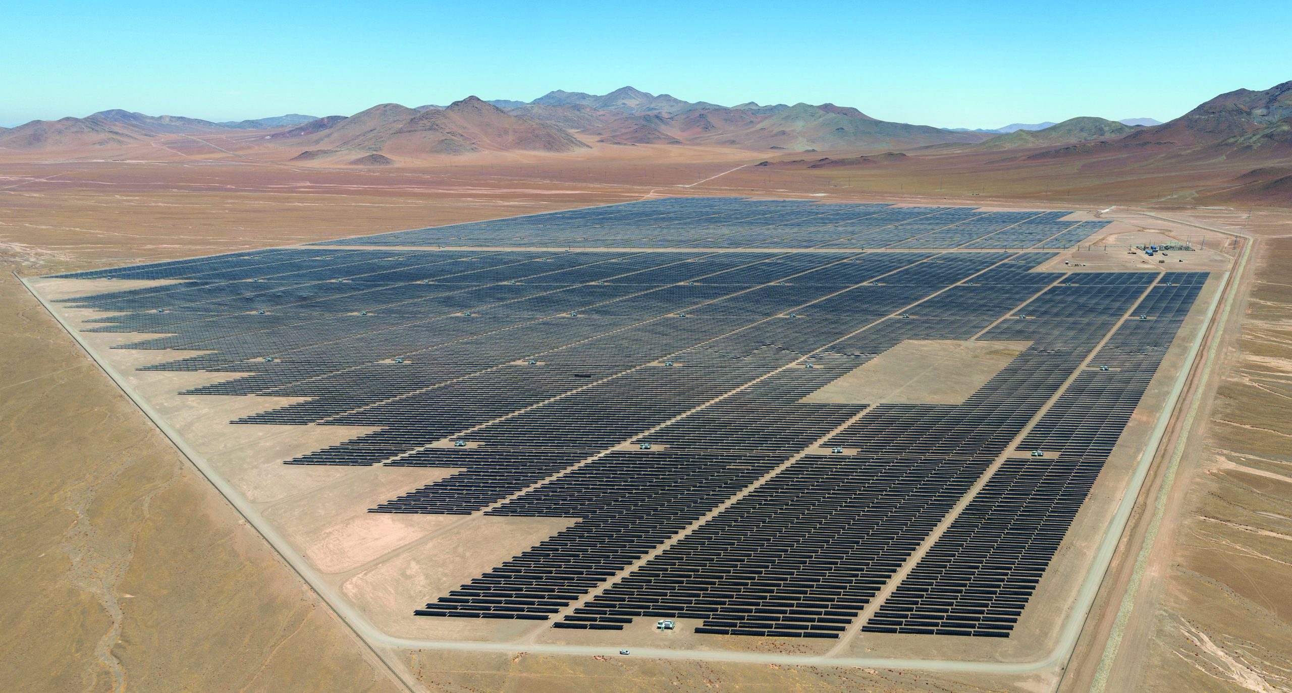 Central Fotovoltaica de First Solar en Chile sería la primera en el mundo en ofrecer servicios complementarios a la red eléctrica de forma automatizada