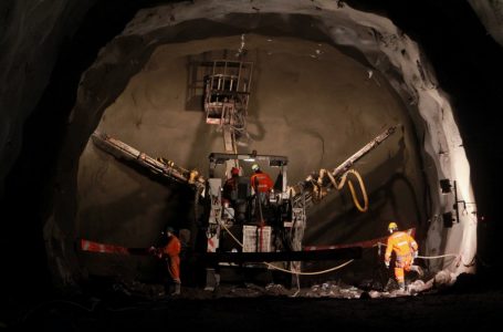 Construcción de túneles mineros