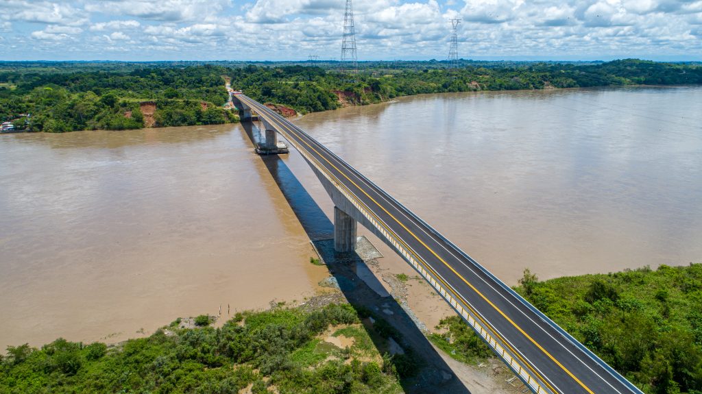 Puente sobre el río Magdalena (13)