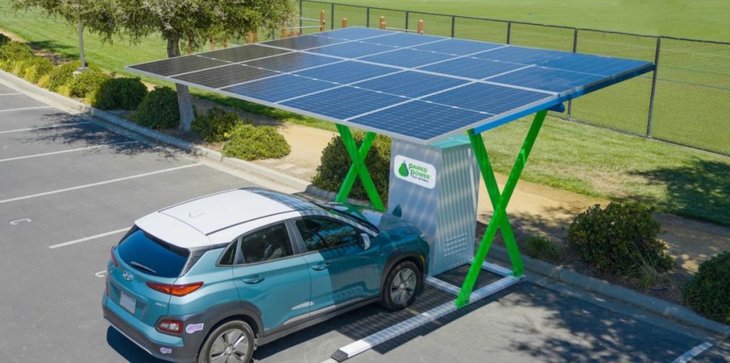 Una empresa estadounidense presenta una marquesina solar de 5 kW para cargar vehículos eléctricos