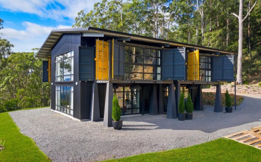 Sky Ridge: la espectacular casa contenedor autosuficiente australiana en Kangaroo Valley