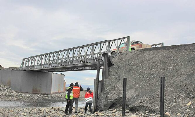 49% de avance presenta construcción del puente sobre río Caleta
