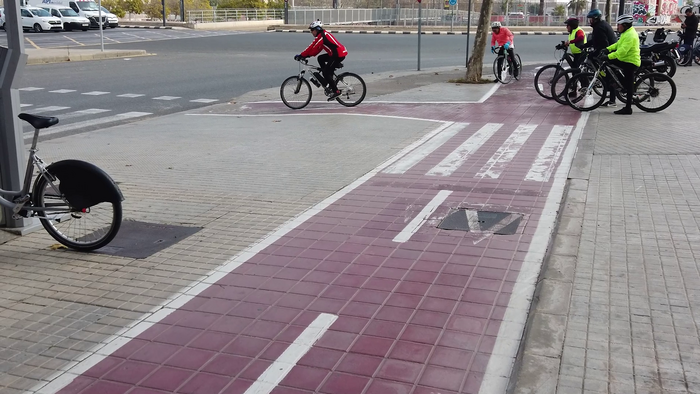 Analizan los pavimentos de las ciclovías para hacerlas más seguras
