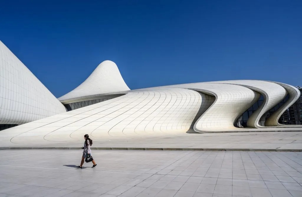 6 edificios impresionantes de Zaha Hadid que probablemente no conoces