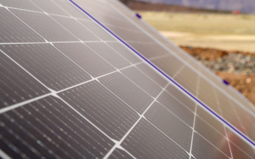 Copec construye planta solar de más de 500 paneles fotovoltaicos para la empresa Unibag