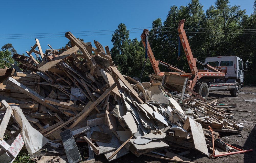 El problema de los residuos de la construcción toneladas de escombros quedan en la ilegalidad al llegar a vertederos clandestinos 
