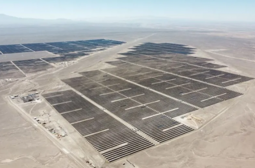 Enel Green Power Chile inicia la operación comercial de dos nuevos parques solares