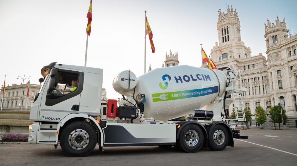 La única hormigonera eléctrica de España circula ya por Madrid de la mano de Holcim