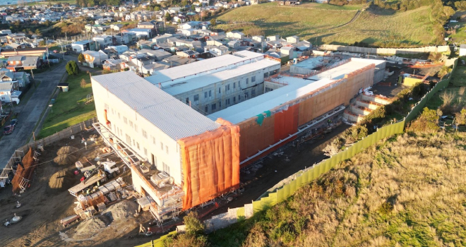 Más de un 33% de avance presentan las obras del nuevo Hospital Comunitario de Queilen