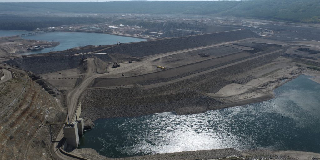 Acciona y sus socios finalizan la construcción de la presa hidroeléctrica de Site C