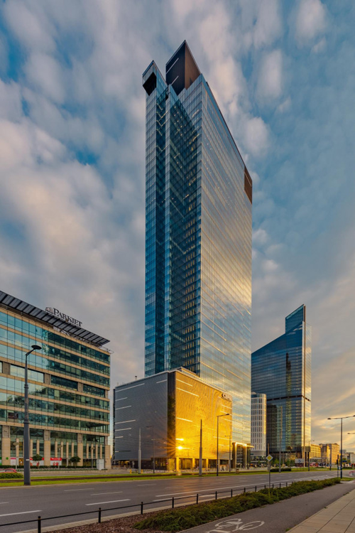 Edificio-Warsaw-Unit-vidrio-AGC-Polonia